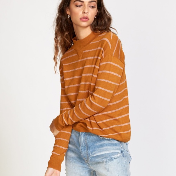 🔥 RVCA Women's Tristan Striped Sweater NWT - Picture 8 of 10
